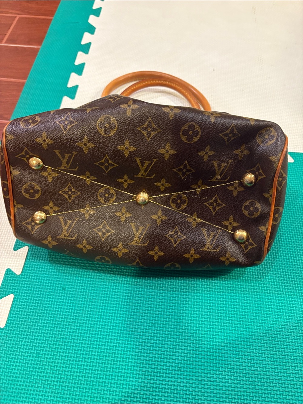 Louis Vuitton Monogram Canvas Satchel with Vachetta Leather Handles - Picture 4 of 9